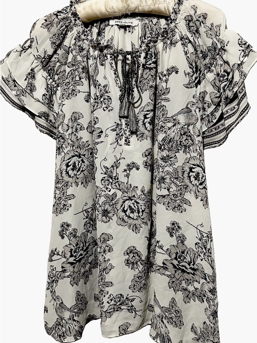 Rose + Olive Top 1X Silky Black White Floral Cottagecore Plus Size Shirt Blouse